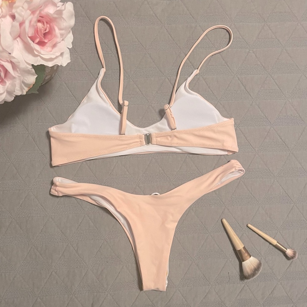 🔥SOLD!!🔥Cheeky Brazilian Bikini Set🔥SOLD!!🔥 - Picture 3 of 7